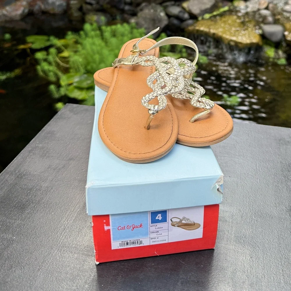 Girls Cat & Jack “Liddie” Sandal SZ 4